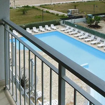 In Near The Sea Apartment